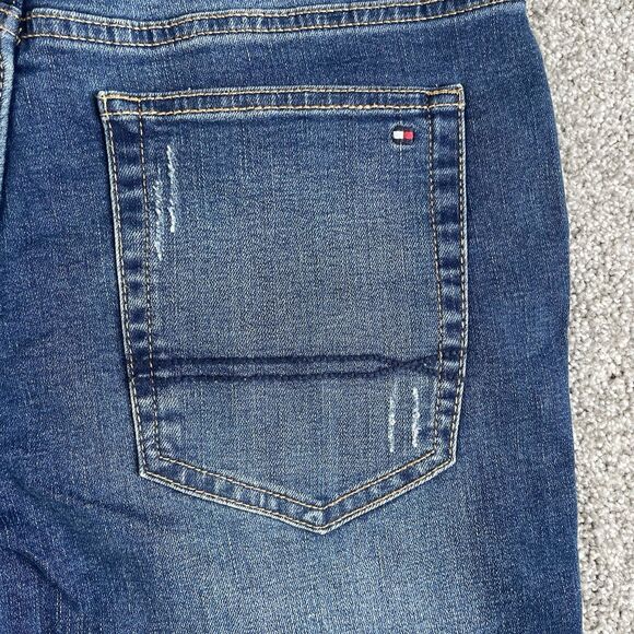 Tommy Hilfiger Youth Boys Slim Fit Straight Stretch Jeans Distressed Size 16 NEW - Picture 4 of 15
